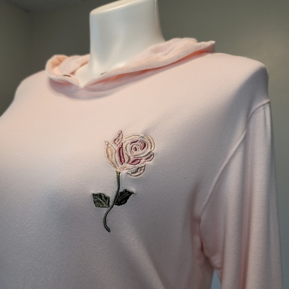 Splendid Embroidered Rose Hoodie Ballerina Pink Large NWT - Picture 4 of 13